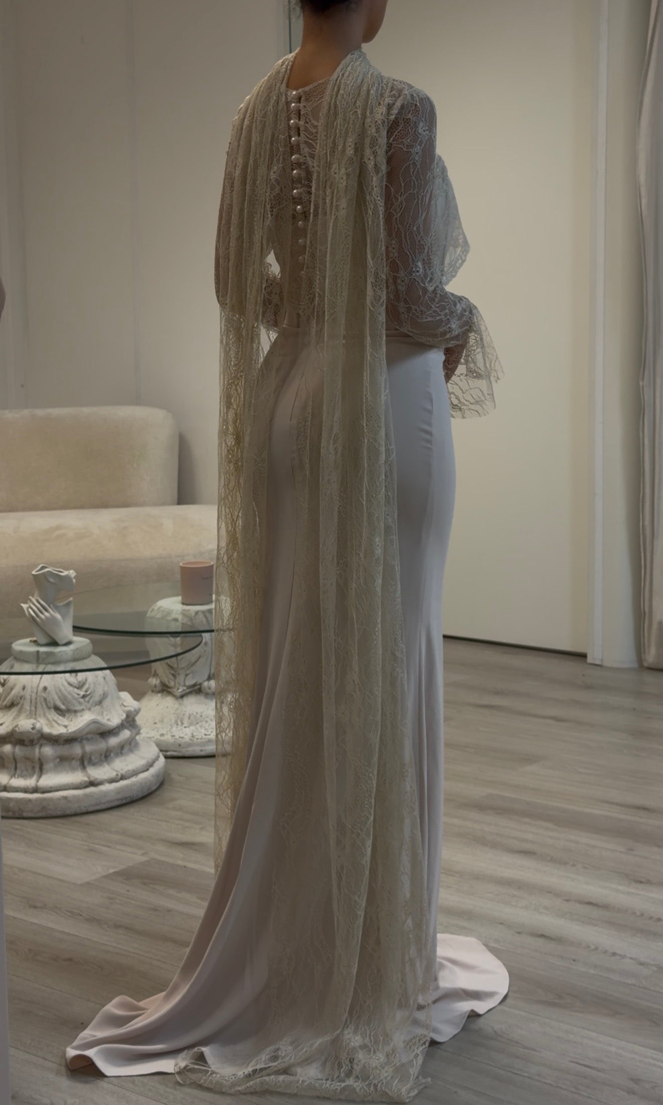The Amera dress beige