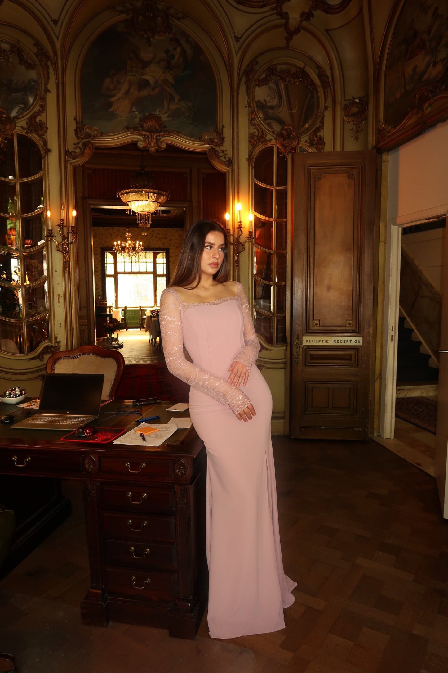 The Disena dress pink