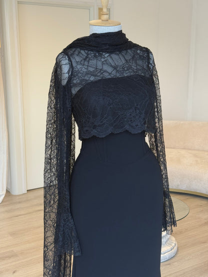 The Amera dress black