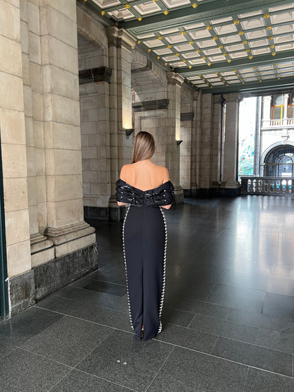 The Griselle dress black