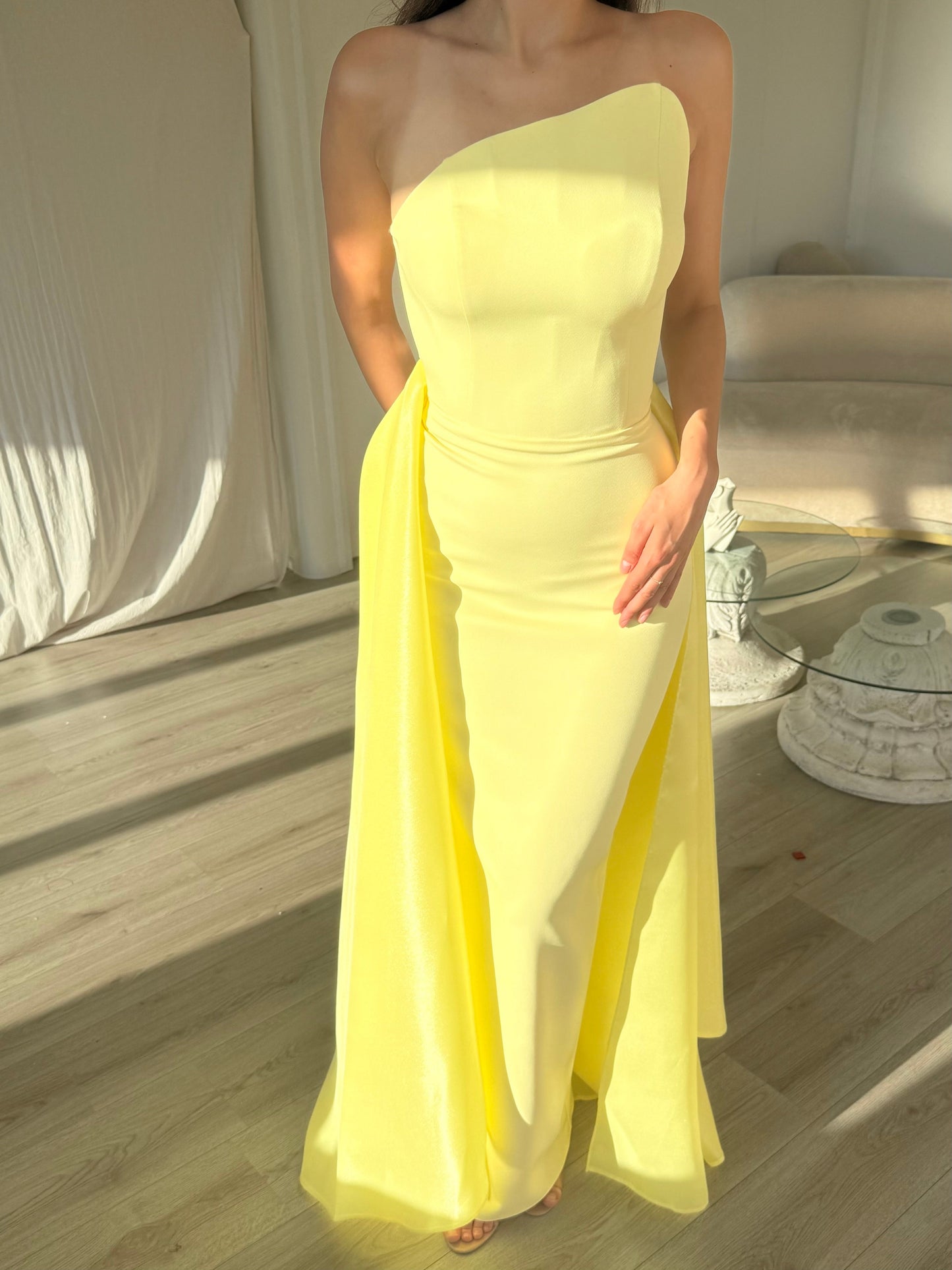 The Aselya dress yellow