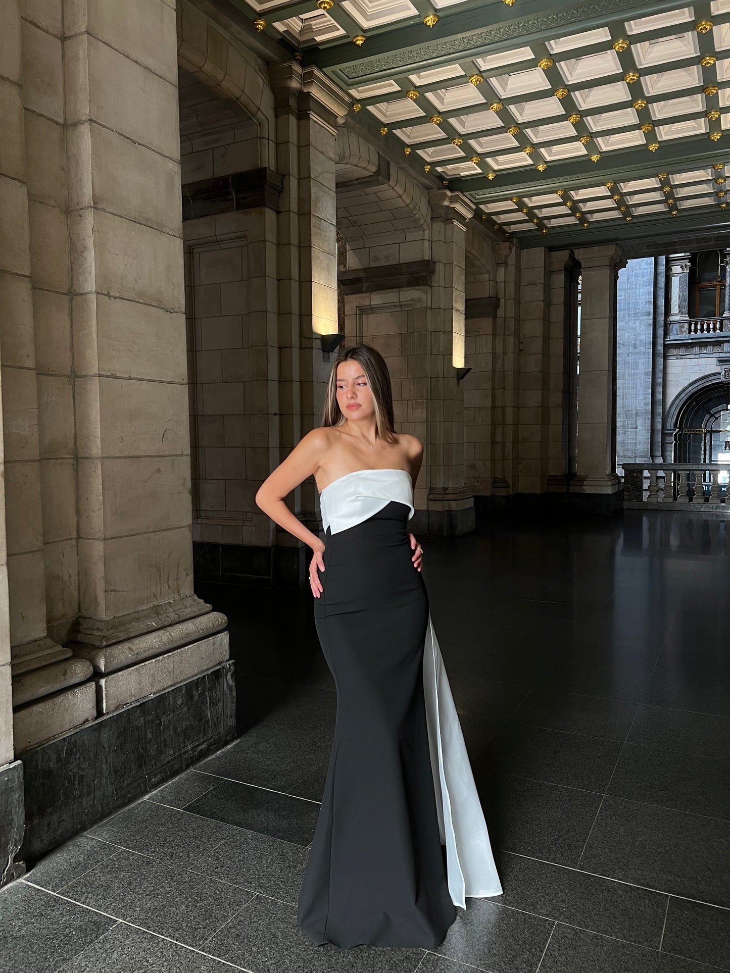 The Melina dress black&white