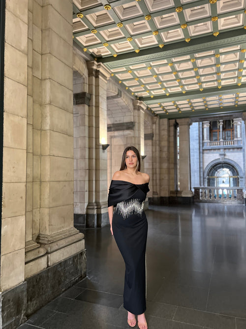 The Jennifer dress black