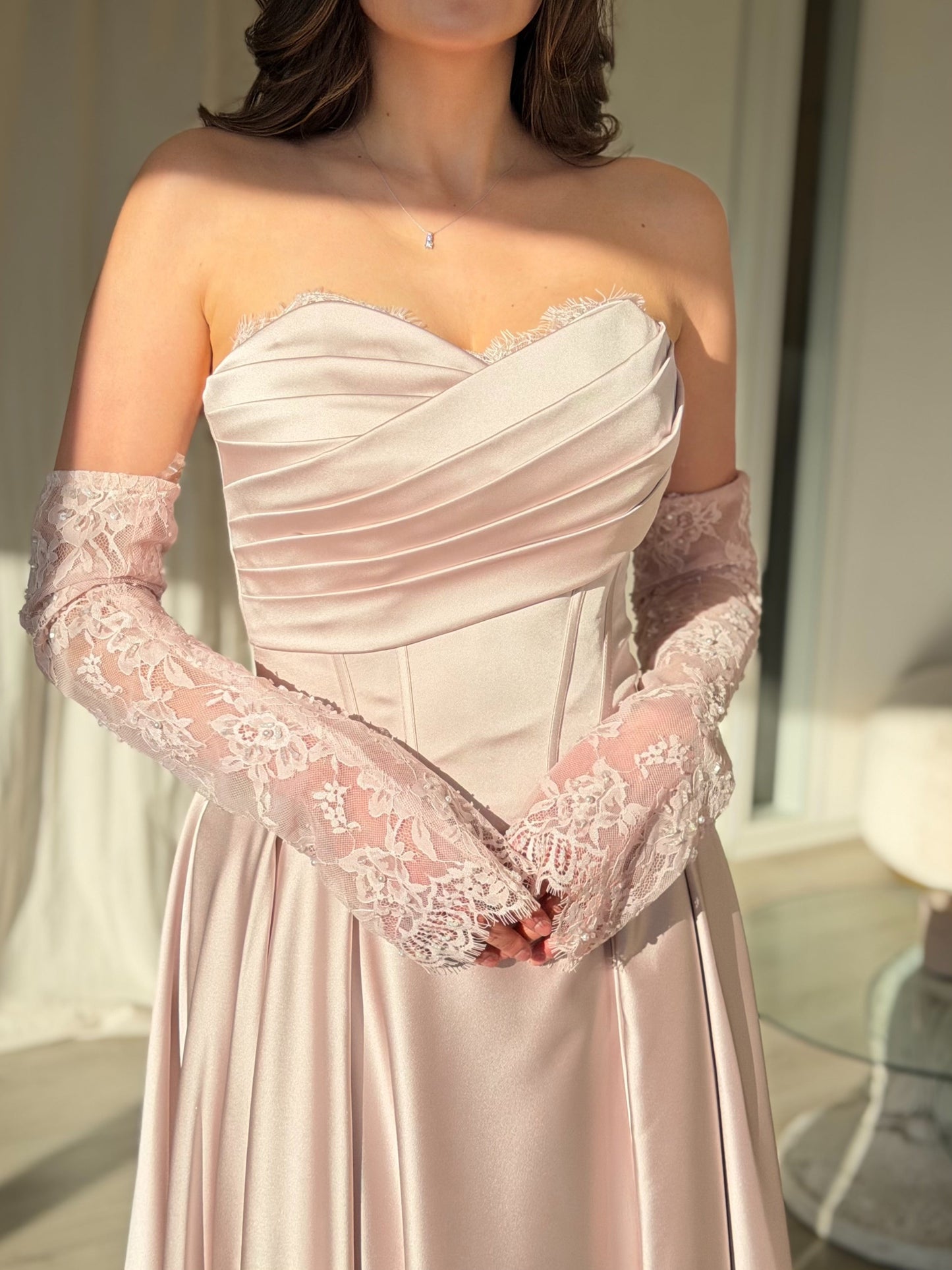 The Simona dress soft pink