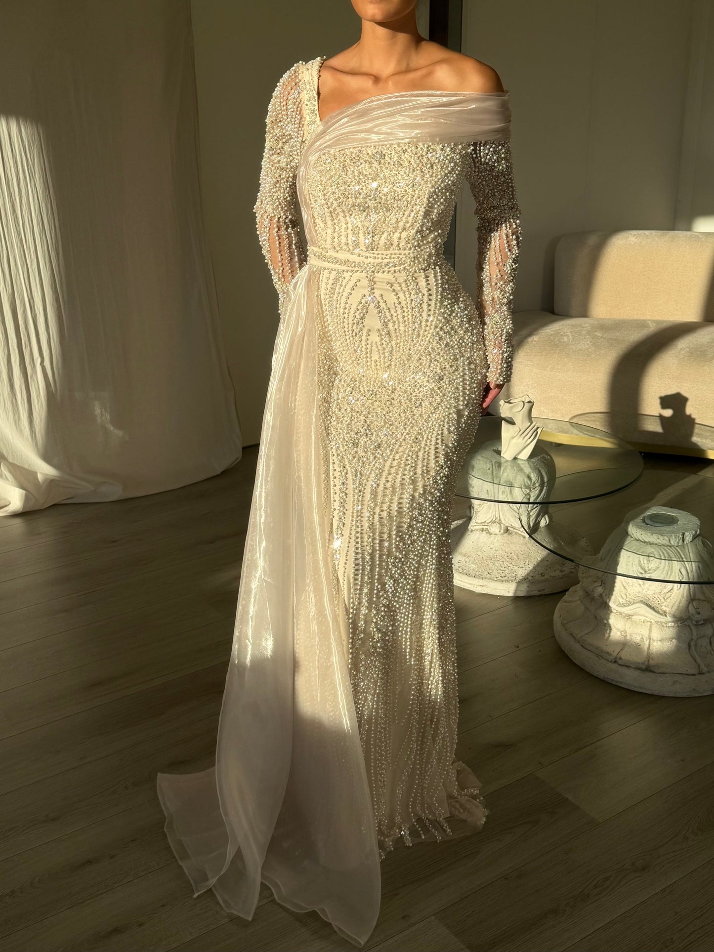 The Lora dress beige