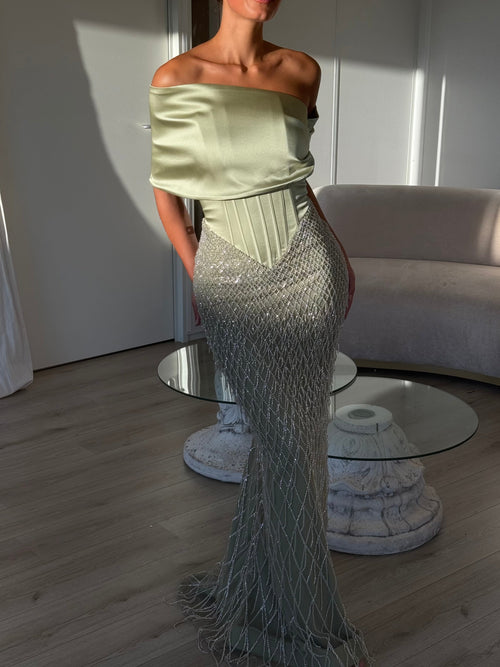 The Desna dress green