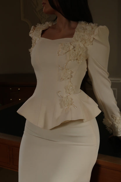 The Eliana suit ivory