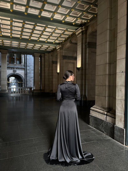 The Nasira dress black
