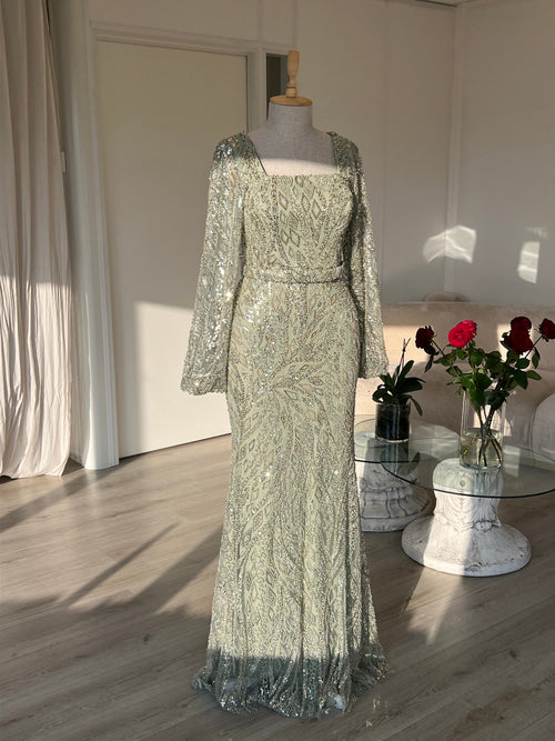 The Nehir dress green