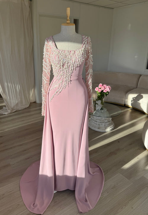 The Zeyna dress soft pink