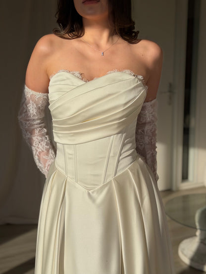 The Simona dress
