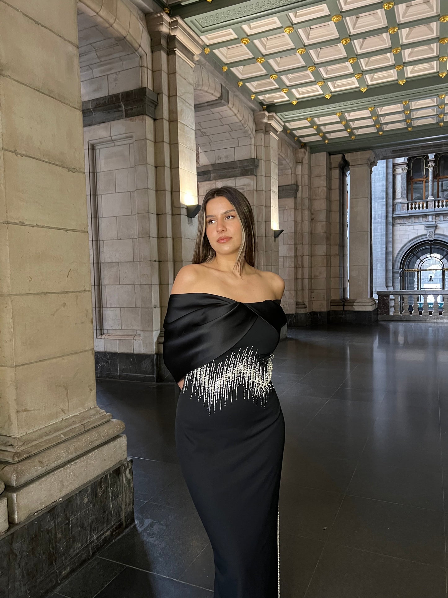The Jennifer dress black