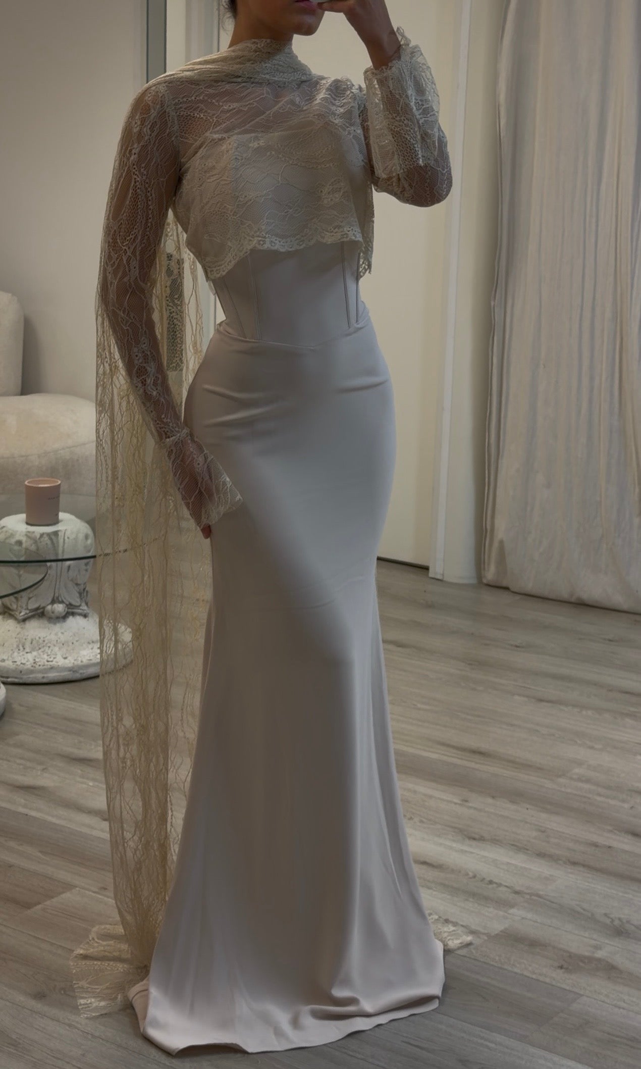 The Amera dress beige
