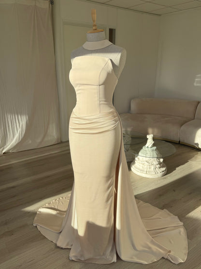 The Asina dress beige