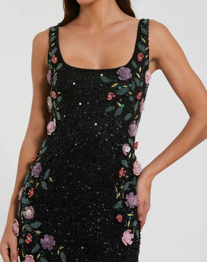 Black Floral Beaded Scoop Neck Sleeveless Gown