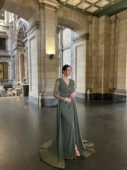The Yusra dress green