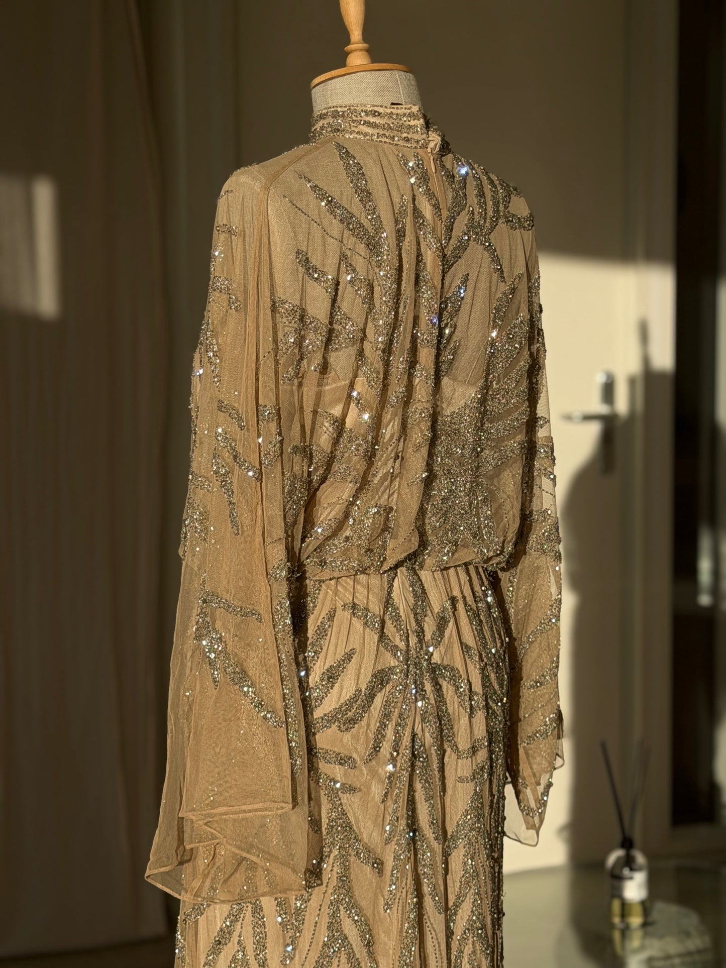 The Hamda dress beige
