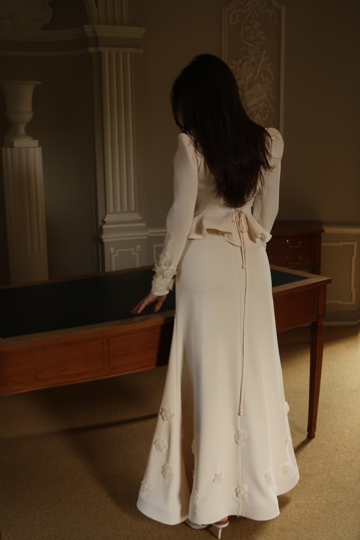 The Eliana suit ivory