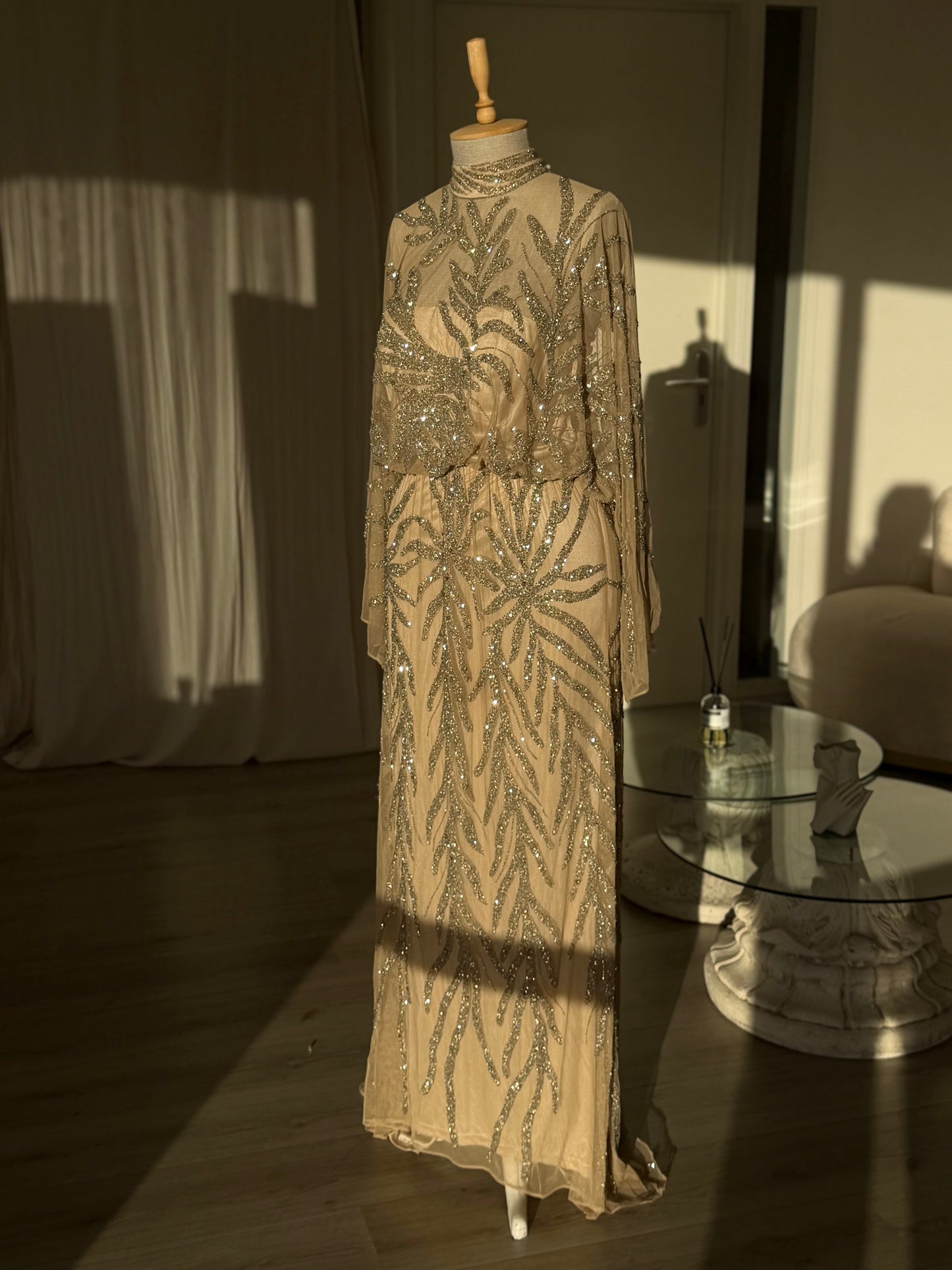 The Hamda dress beige