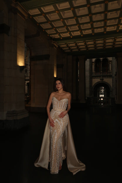 The Afra dress beige