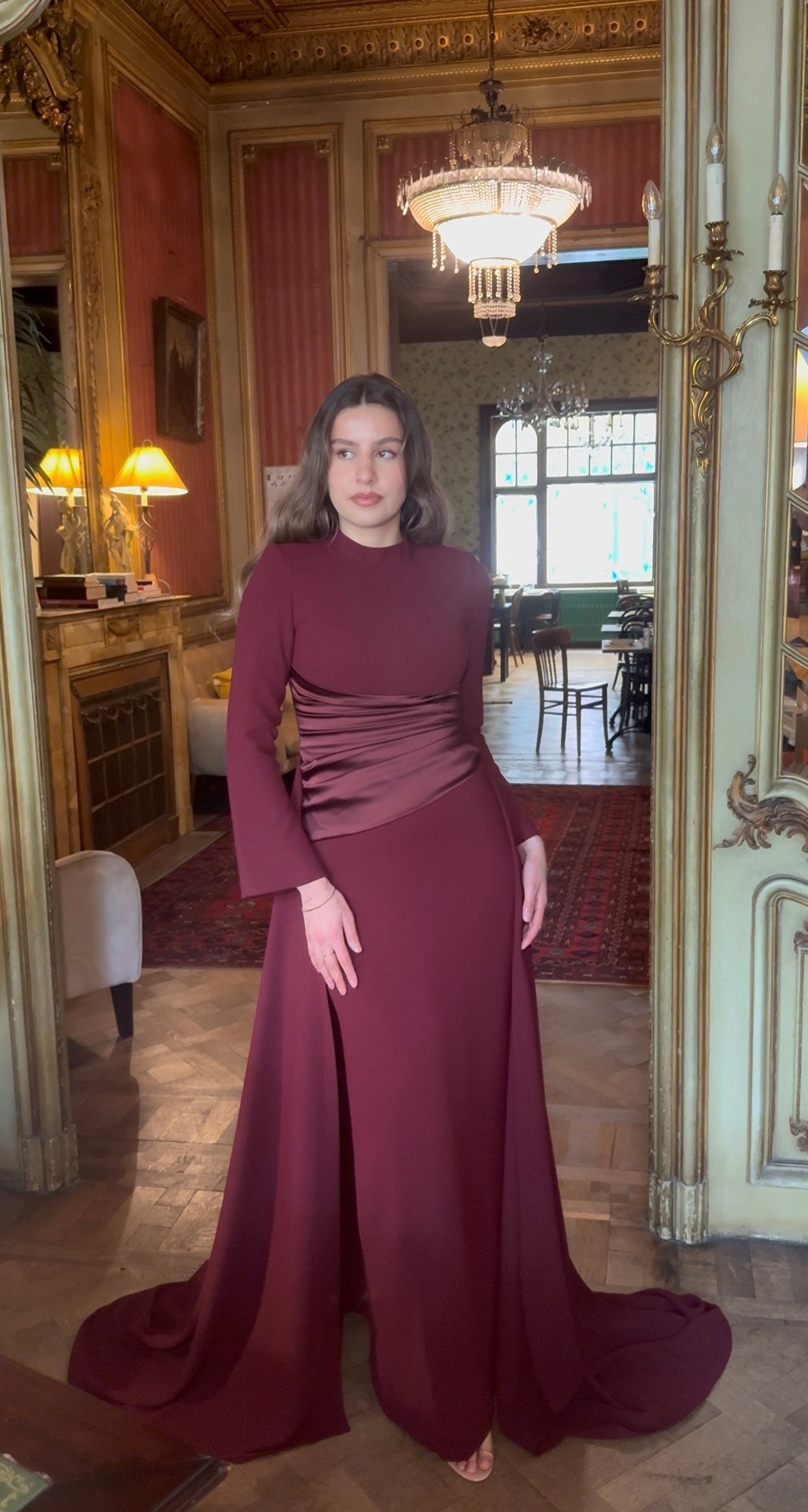 The Sina dress burgundy