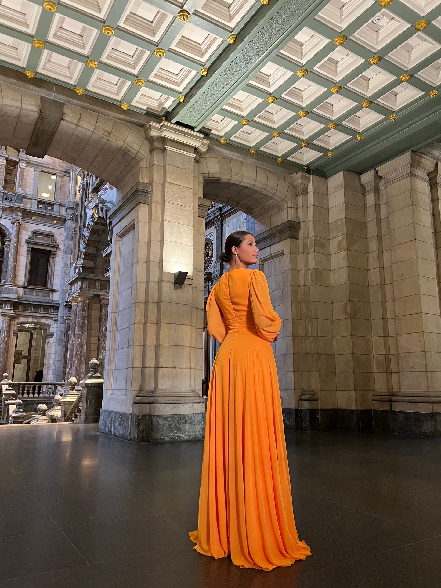 The Hera dress light orange