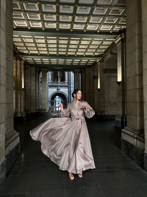 The Roza dress taupe