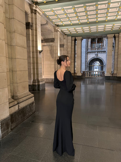 The Inaya dress black